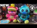 INVERTED VR TOY FREDDY HIGH SCORE TOY CHICA PLUSH UNBOXING REVIEW Funko FNAF AR Hot Topic