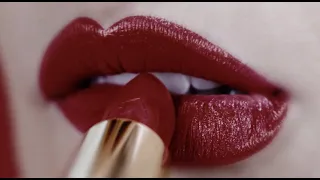 THE HOT SEXY RED LIPSTICK YOU WERE LOOKING FOR!!!!