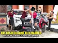 Lagu BOS BESAR DI SIRAM DI DEPAN RUMAHNYA SENDIRI DIKIRA SEORANG SOPIR SETELAH TAHU SEMUA MENYESAL \u0026 MALU