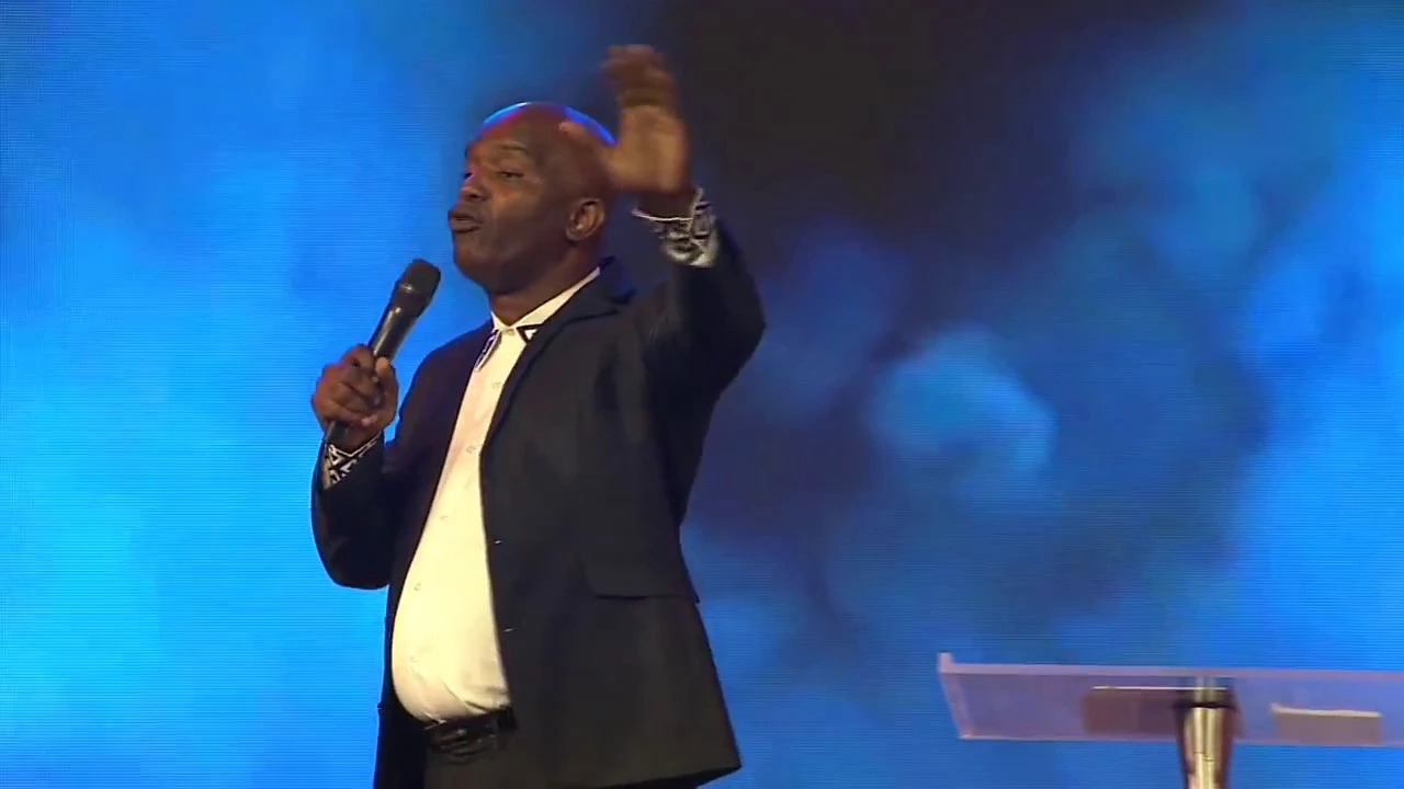 REV. LEONARDO BAILEY BAJANDO EL FUEGO DE DIOS 28 DE OCTUBRE 2016 REV. LEONARDO BAILEY BAJANDO EL FUEGO DE DIOS 28 DE OCTUBRE 2016