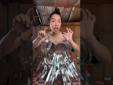 GDWM Serving you my oufit made in paper plate white gold and also "wait for the bag.
