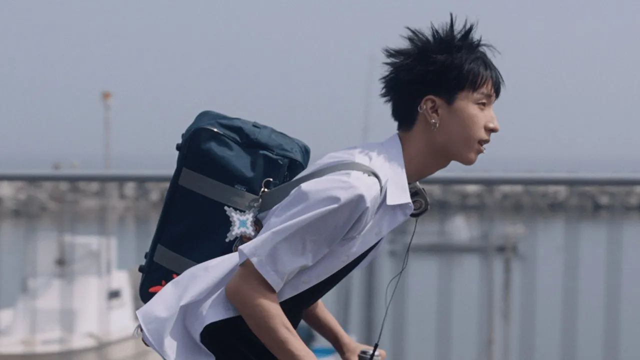 MON7A’s recommended tracks to color your drive. Masterpieces you’ll want to put on repeat