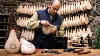 BOTAS DE VINO hechas con PIEL DE CABRA natural: así trabaja una FAMILIA DE BOTEROS artesanales