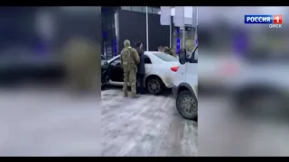 В Омском районе в ходе спецоперации задержали наркодилера
