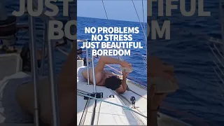 No problems with the boat, so we’re bored #windedvoyage #sailing #sailinglifestyle #africatravel