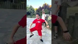 شوفو ابو رعد كيف رحب بسلطان   دندنها
