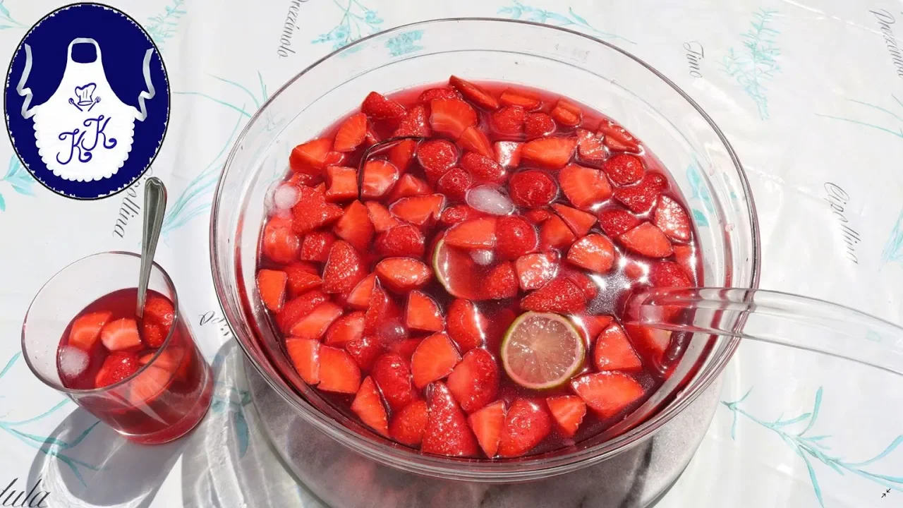 
          
          
          
            
            Erdbeer - Limette - Bowle, sehr erfrischend
          
        . 