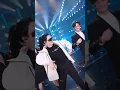 TangYi improvises on the catwalk