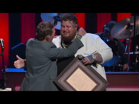 Download MP3 Craig Morgan and Jelly Roll perform “Almost Home” Live at the Grand Ole Opry