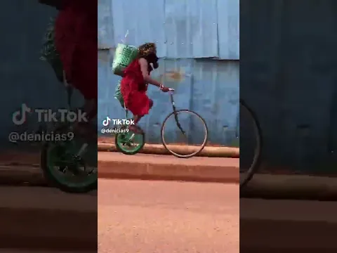 QUE CARA ESQUESITO!!!!! KKKK
