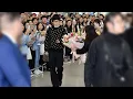 Download Lagu Fans Are Surprised! BTS's Jimin Receives a Special Gift Upon Arrival at the Airport