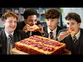 Download Lagu British Highschoolers try Detroit Pizza!