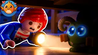 MONSTER unter dem BETT! Panik bei Übernachtungsparty! Familie Vogel | Playmobil Film Deutsch