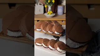 بدون فرن  و بالمقلاة اعمليها و بطعم فاق اللذاذة حضريها و ابهريهم فيها