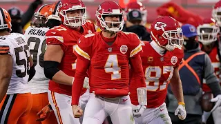 Backup QB Chad Henne SAVE of CHIEFS Season Becomes Instant Highlight Better with Titanic Music