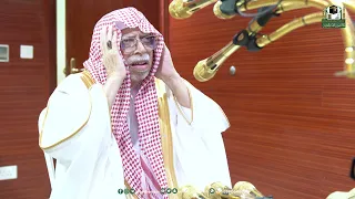 أذان صلاة العشاء     رمضان     ه  من رحاب   المسجد الحرام    بصوت مؤذن المسجد الحرام الشيخ   علي ملا دندنها