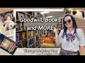 This Unique Book Store ONLY in FLORIDA MY FIRST Vintage Thrifting Vlog