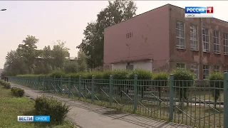 90% учебных заведений Омска полностью привели свои ограждения в безопасное состояние