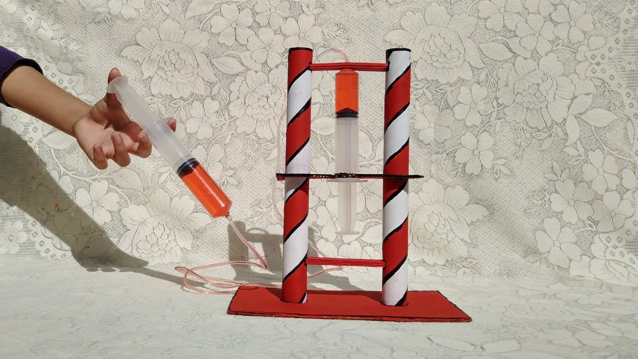 MAQUETA DE PRENSA HIDRÁULICA CON JERINGAS (Cómo hacerla paso a paso)