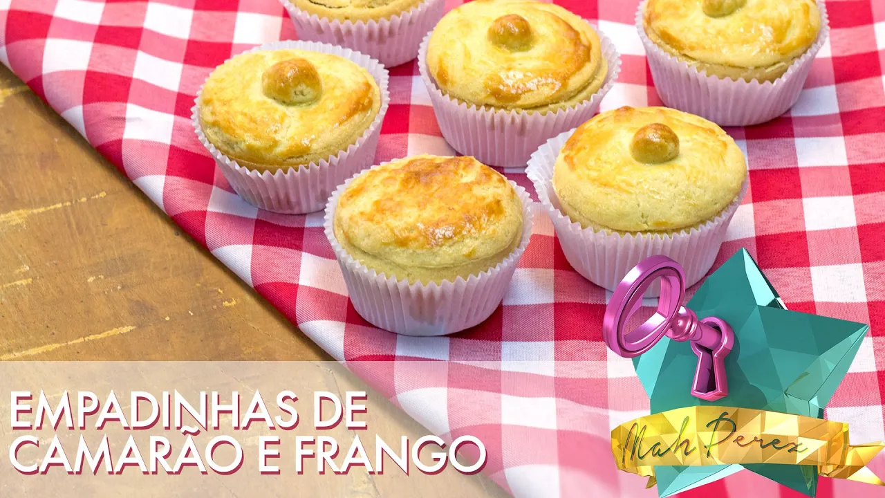 Vamos fazer hoje aquele recheio top com frango para rechear tortas, empadas, empadinhas e bolos salg. 