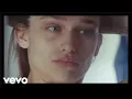 Alex Cameron - Stranger s Kiss Duet with Angel Olsen