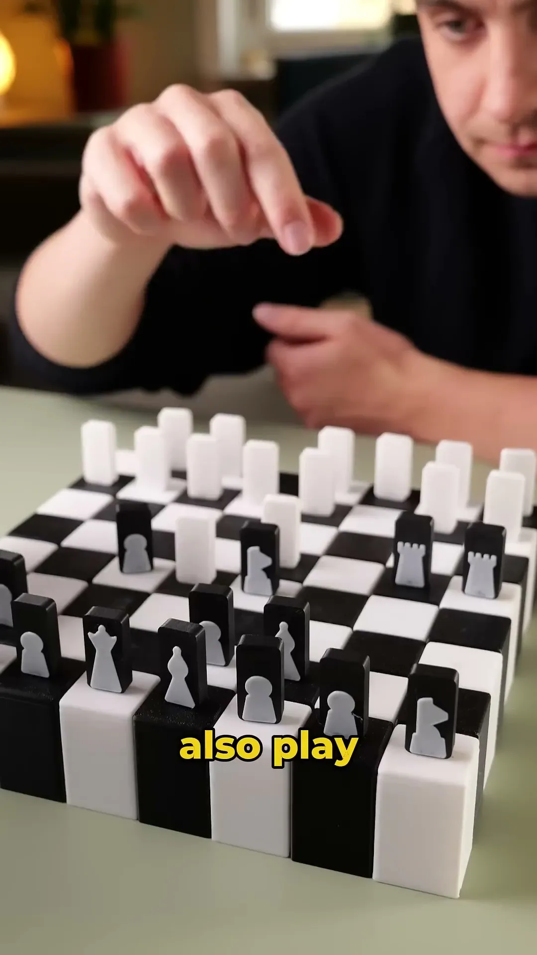 Twisty Chess Board by Ruven Bals