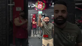 المدير ما توق ع إنو الزباين يجو ركض هيك 