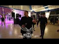 Download Lagu Razvan de la Pitesti Ma simt cu capul in nori