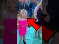 Download Lagu Mom \u0026 Kid SLAY the Manchild Dance at Sabrina’s Concert!#sabrinacarpenter #mom