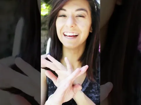 We're starting off this new month with a video reminder that #ChristinaGrimmie LOVES #TeamGrimmie 💚