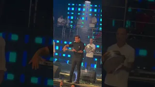 محمود الليثي يغني هيجيلي موجوع من أجمل حفلة محمود الليثي تامر عاشور هيجيلي موجوع 