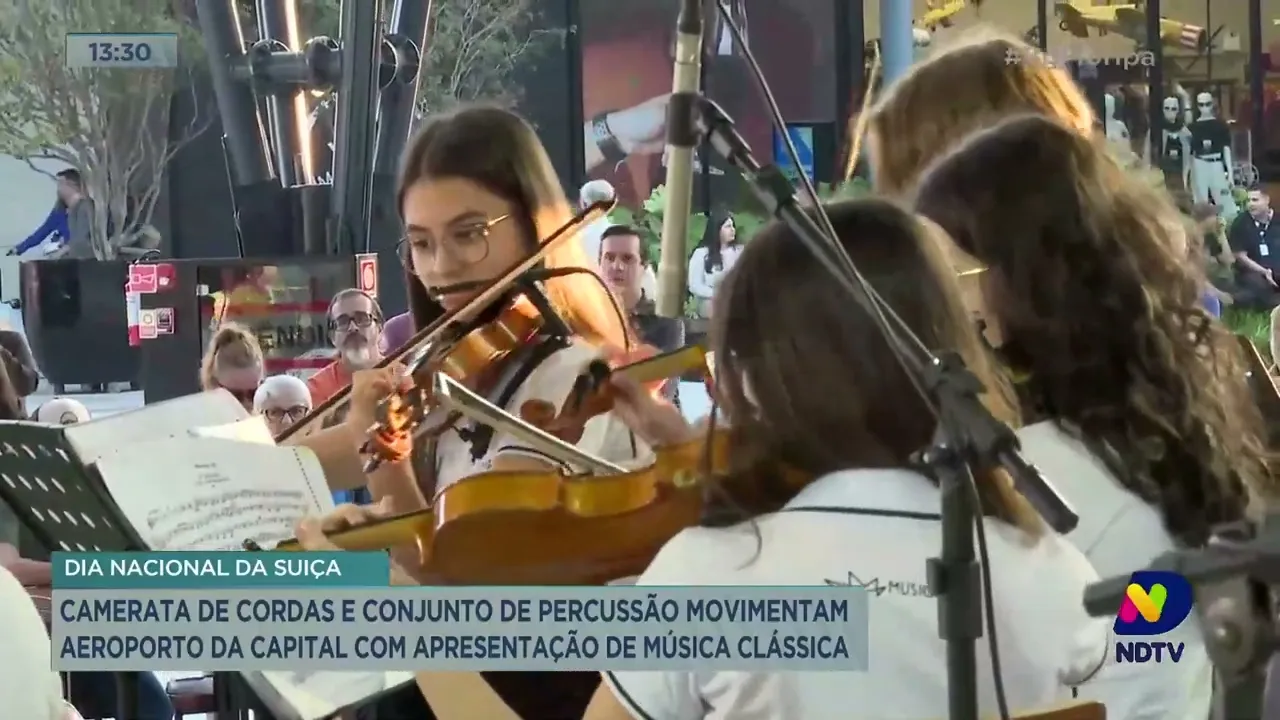 Camerata de Cordas e Conjunto de Percussão movimentam aeroporto de Florianópolis