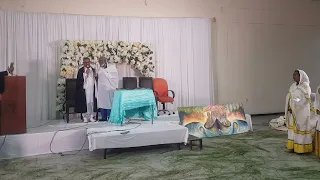 ሁለቱ ኃያላን አንጋፋ ዘማርያን ተገናኙ መልአከ ሰላም ታደለ ፊጣ እና በኩረ መዘምራን ኪነ ጥበብ ስሟቸውሟ 