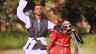 فيديو كليب الفنانة متال البدرى اغنية سودانية عيان مابنوم انا فلبى اشتغل بالهموم  فيديو كليب الفنانة متال البدرى اغنية سودانية عيان مابنوم انا فلبى اشتغل بالهموم