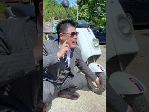 富马的手放在电车轮子里了#funny #comedy