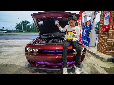Download MP3 CHANGING THE OIL ON MY DODGE CHALLENGER SCAT PACK 392🐝… (DIY)
