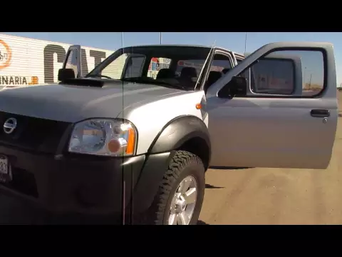 Download MP3 Camioneta Nissan NP300 4x4 2011