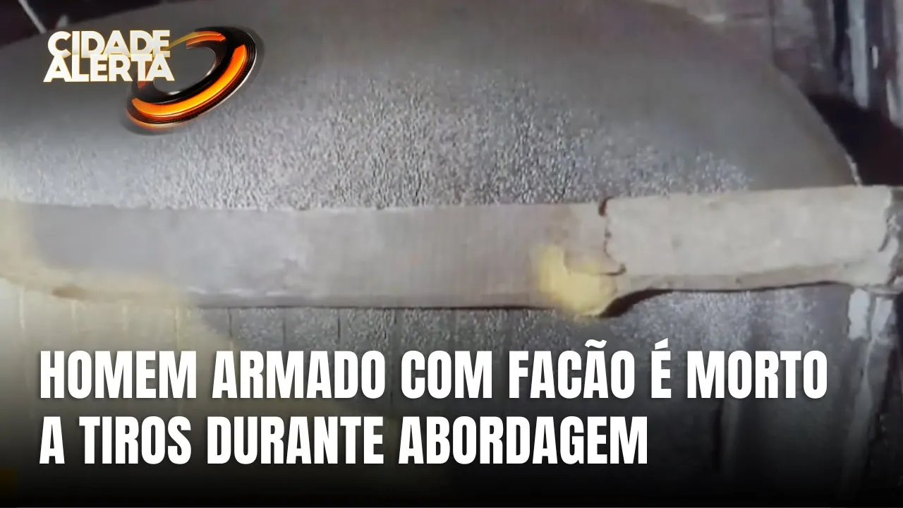 Homem armado com facão é morto a tiros durante abordagem policial em Blumenau