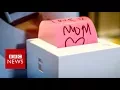 CES 2018 Sticky note printer created for technophobe mother - BBC News