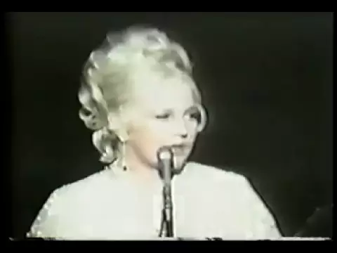 Download MP3 Peggy Lee -- Is That All There Is? 1969