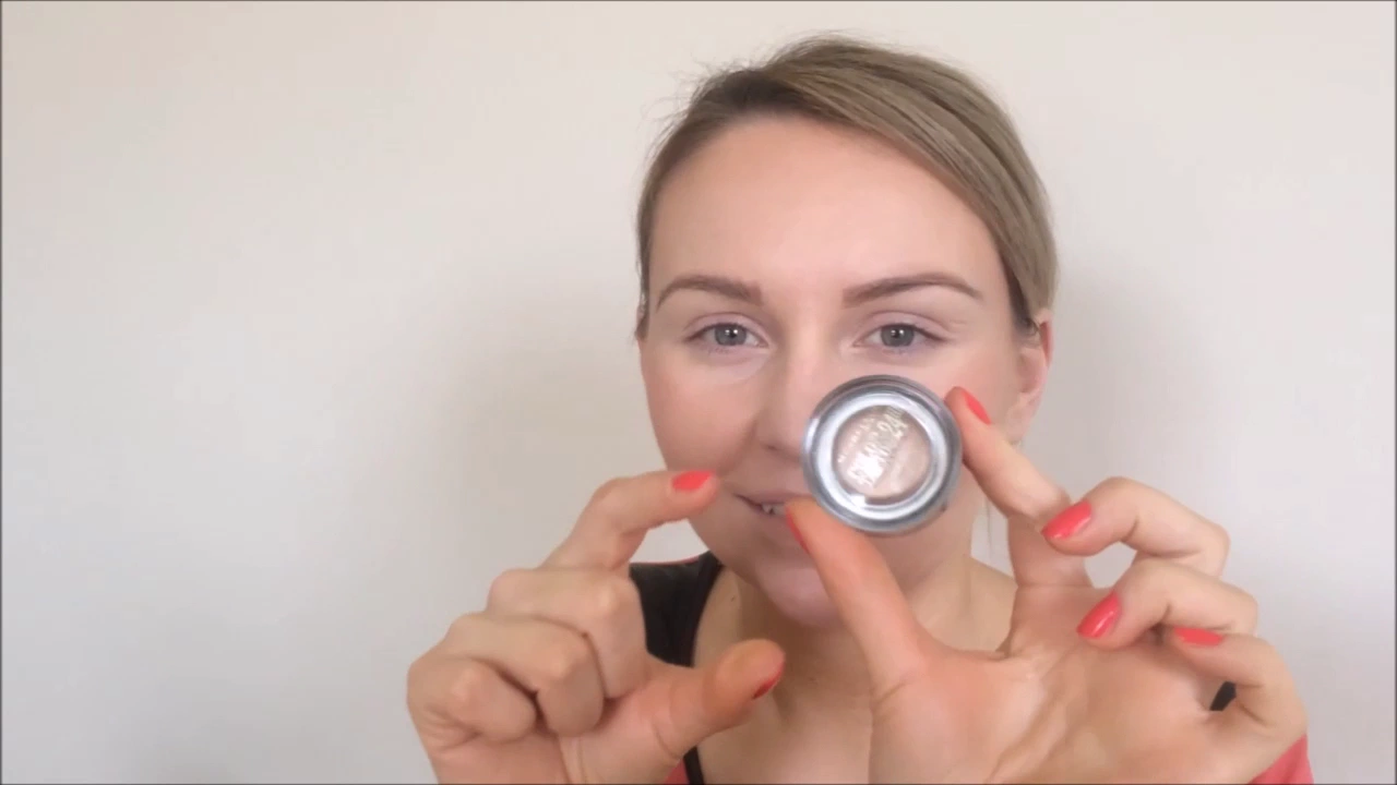 Maybelline Color Tattoo 24HR Cream Gel Eyeshadow Review + Demo