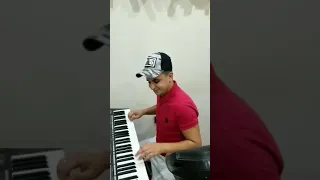 مرزاق يتفنن في اغنية خلوني خلوني نبكي علي زهري 