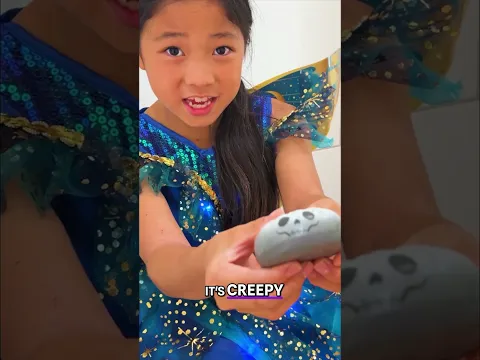 Unboxing HALLOWEEN SQUISHY DUMPLINGS with Emma and Kate!