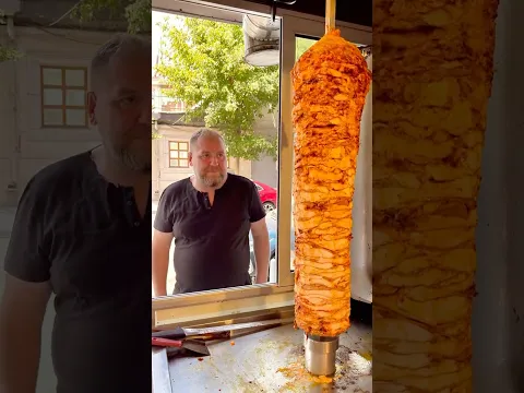 Ona yardım etti ve o aç kalmadı