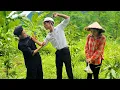 Download Lagu The kind and brave engineer protects the poor single girl. Complete the bamboo house frame