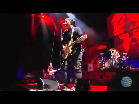 Download MP3 Blink 182 - Live in Vegas Full Concert (2011)