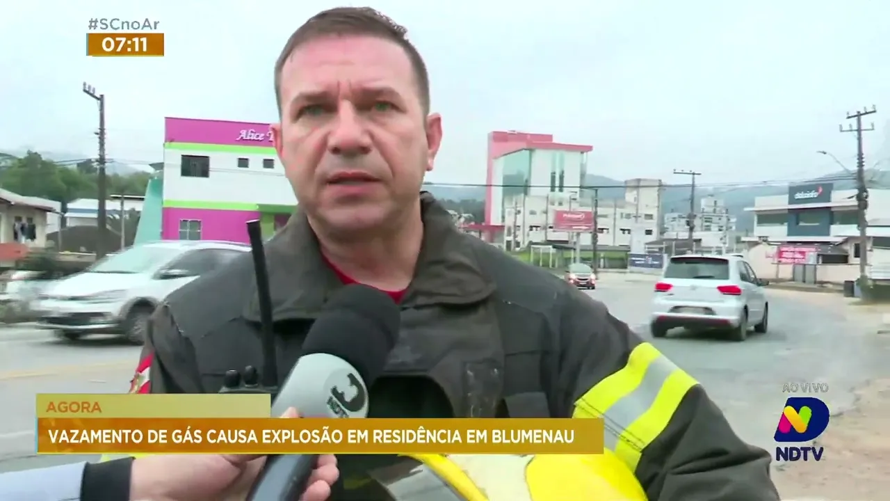Botijão de gás explode e causa prejuízos em residências nesta manhã de terça-feira em Blumenau