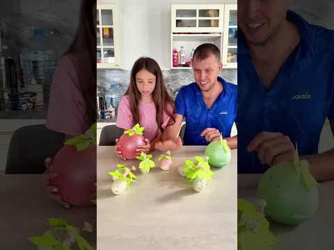 Кто собрал больше всего клубничек? #challenge челлендж с папой
