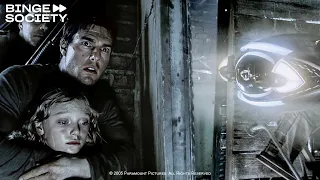 war of the worlds 2005 hiding in the basement from aliens full scene