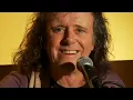 Donovan performs Sunshine Superman